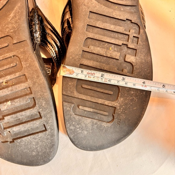 FITFLOP Sz 10 Pattent Leather Front Post Comfort Sole Slides aslip On Sandals - Picture 12 of 13